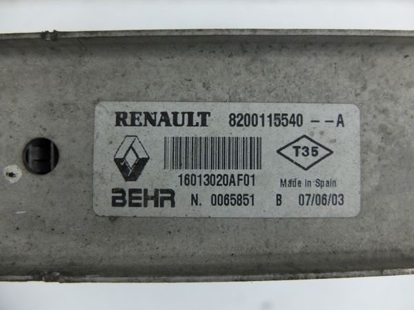 Hüttö Levegö Intercooler   Renault 8200115540 16013020AF01 Behr