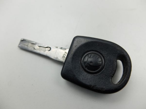 Gyújtáskapcsoló Skoda Felicia 441022221176 441.0.2222.117.6