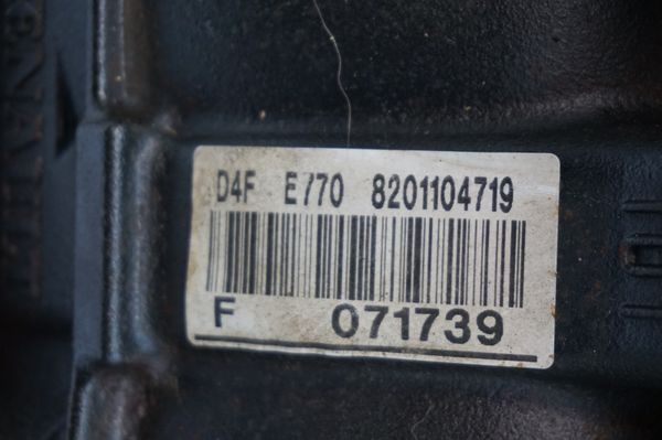 Benzinmotor D4F770 1.2 16v Renault Twingo 2 8201156008 115 000 km
