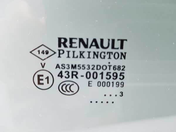 Ajtóüveg Jobb Hátul Renault Captur 823008584R AS3 2003r