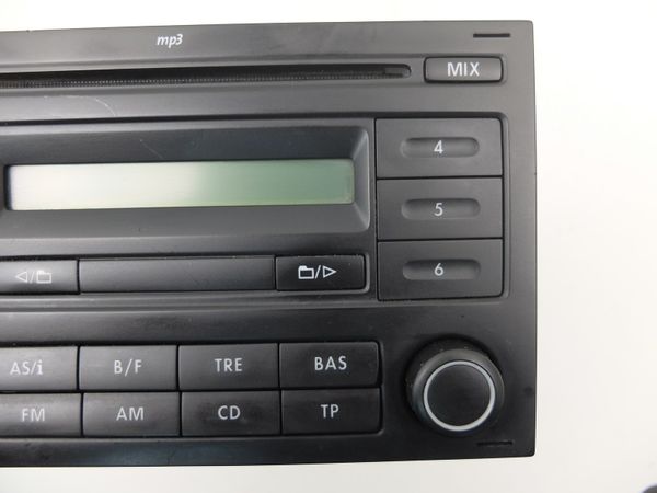 RADIO CD MP3 PANNEAU CLIMATRONIC VOLKSWAGEN SEAT RCD 215 VW / RCD215VW /  1S0035156 / 90151-557/0004 / 901515570004 / 150 820 045 M / 150820045M