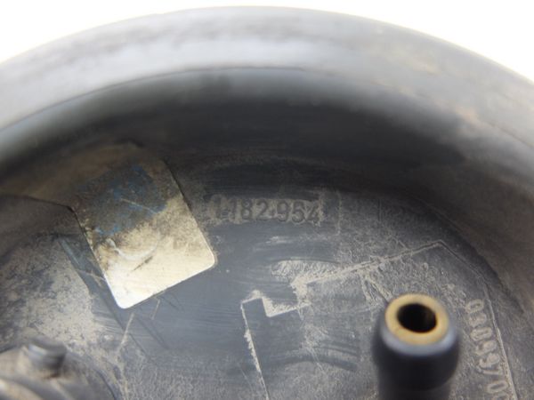 Üzemanyag Szivattyú  BMW 5 E39 1182954 Geber Diesel 1099
