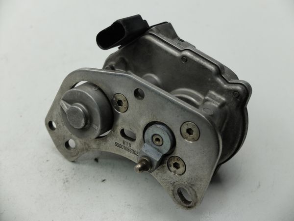 Vezérlő  Turbo 059145725E A2C145725E Audi VW Siemens