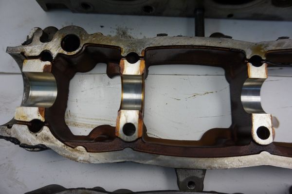Hengerfej 9656249480 0200FZ 1.4 16v KFU Peugeot Citroen