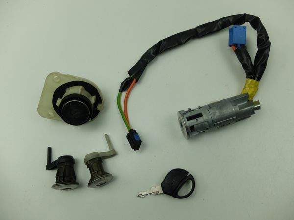 Gyújtáskapcsoló  N0501539 4162Z1 Peugeot 206 CC 8726V8  Valeo 9764