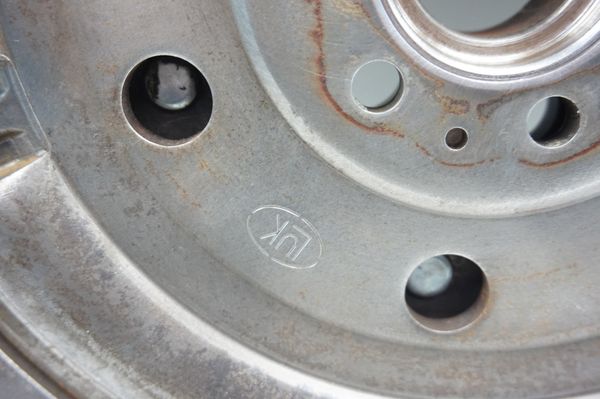 Kettős Tömegű Lendkerék 9675022580 0532X5 1.6 e-HDI 8v 9HR Citroen Peugeot