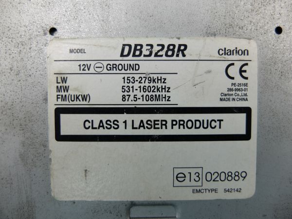 Cd Rádió Clarion DB328R