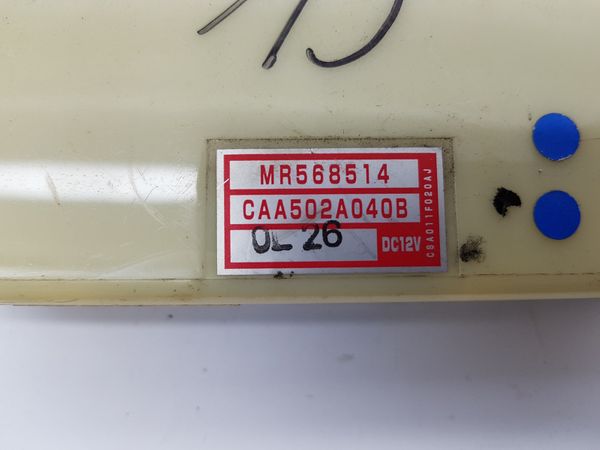 Szellőztető Panel Mitsubishi Galant MR568514 CAA502A040B