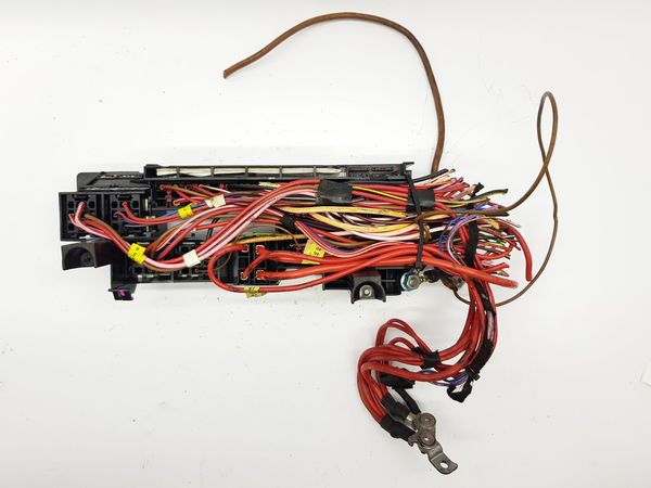 Biztosítéktábla Mercedes A1685450240 19519
