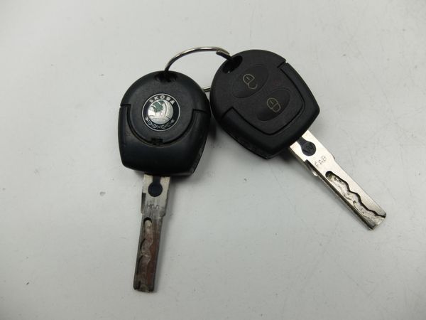 Gyújtáskapcsoló Skoda Fabia Octavia 4B0905851B 4B0905849