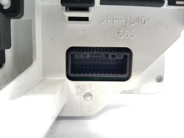Számláló Fordulatszámmérő  Toyota Yaris 83800-0DJ00 838000DJ00 17581