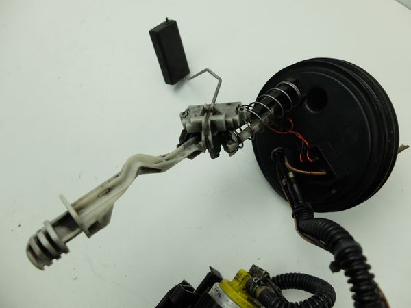 Üzemanyag Szivattyú  BMW 5 E39 1182954 Geber Diesel 1099