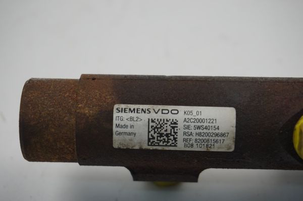Injektor Híd Siemens VDO 8200815617 5WS40154 Renault 1.5 DCI