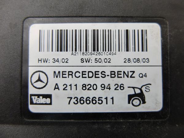 Zárvezérlő Hátul Mercedes-Benz E W211 A2118209426 73666511