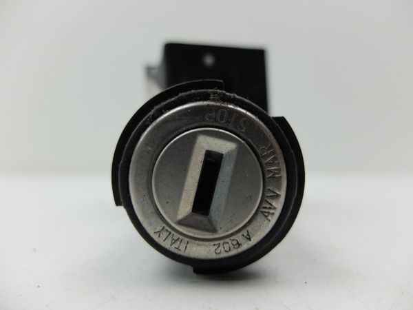 Gyújtáskapcsoló  Fiat Stilo 00467601520 61001500 TRW 1016