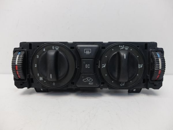 Szellőztető Panel  2108303185 9140010371 Mercedes W210