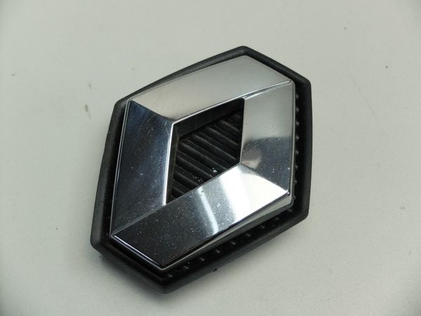 Embléma Elöl Renault Megane II 8200115115
