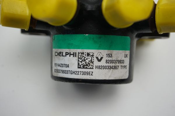 Injektor Híd  8200379933 1,5 DCI Renault Delphi