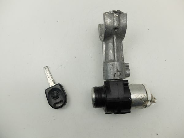 Gyújtáskapcsoló Skoda Felicia 441022221176 441.0.2222.117.6