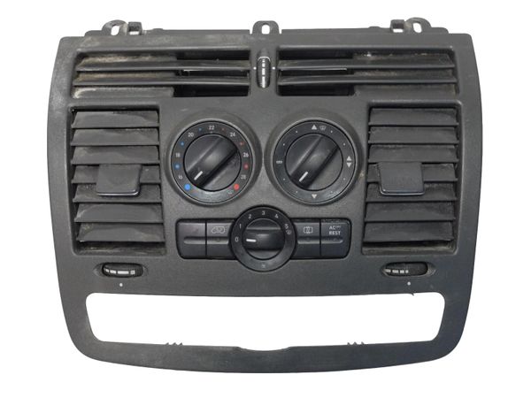 Szellőztető Panel  A6394461328 Mercedes Vito W639