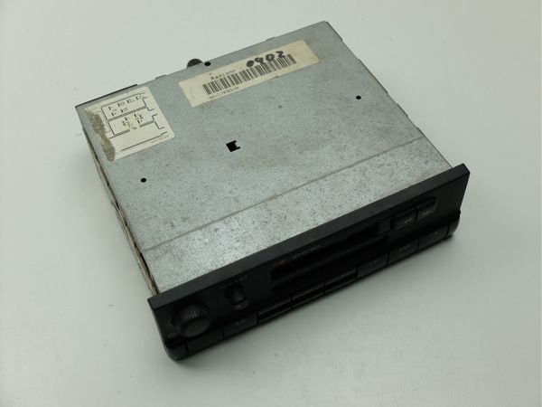 Kazettás Rádió  VW 3B0035156 7646234060 Alpha Blaupunkt