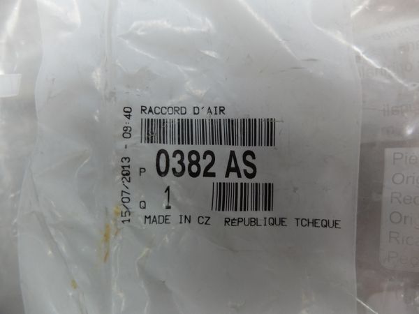 Levegőcső Eredeti Citroen Peugeot C4 C5 307 407 607 2.0HDI 0382AS