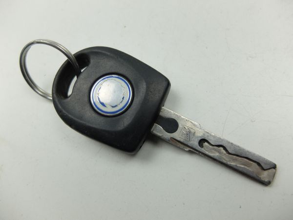 Gyújtáskapcsoló  VW Golf IV 4B0905851C 4B0906849