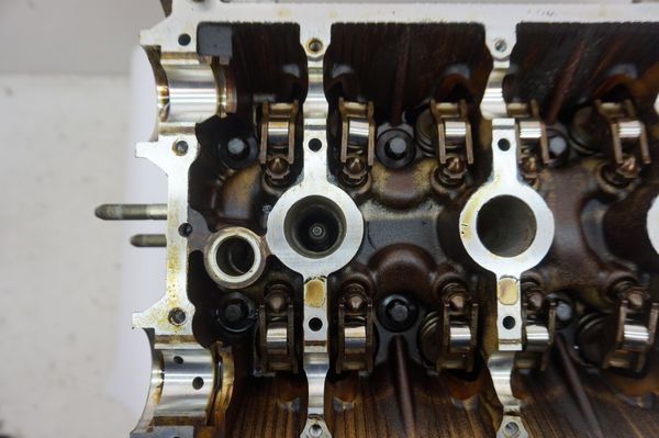 Hengerfej F4R746 2.0 16v Renault Megane 7701472293 138000km