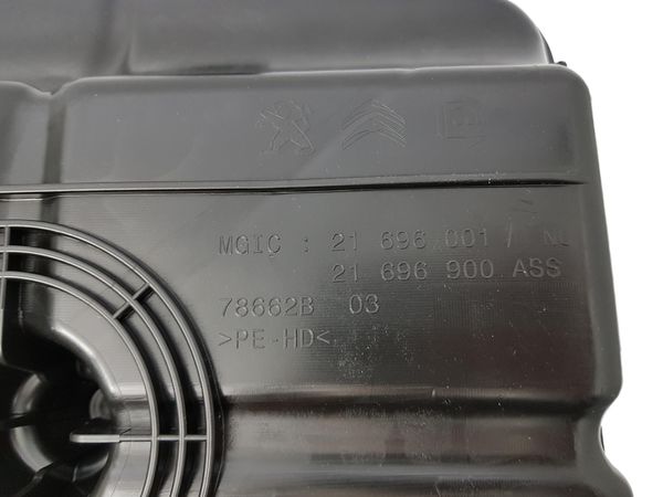 AdBlue Folyadék Tartály Eredeti Citroen Peugeot C5 III 508 9818630780
