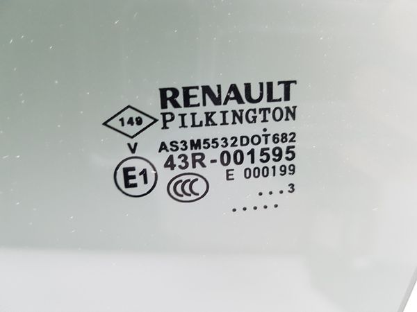 Ajtóüveg Bal Hátul Renault Captur 823017588R AS3 2003r