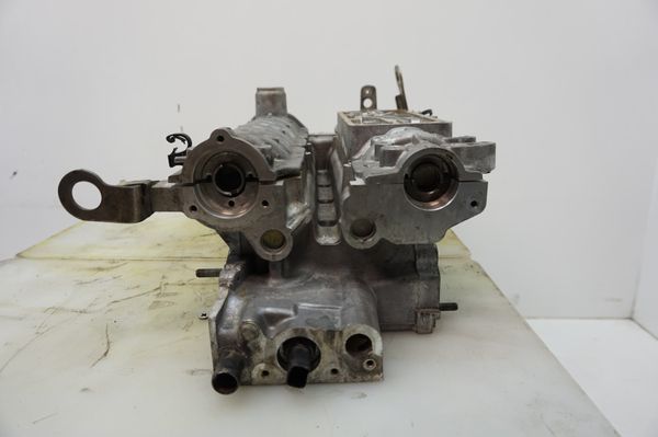 Hengerfej  8200157259 2,0 16V IDE Laguna 2 Renault 7701472664