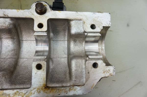 Hengerfej  8200157259 2,0 16V IDE Laguna 2 Renault 7701472664