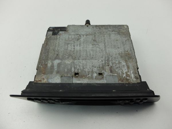 Kazettás Rádió  Peugeot 306 7642775392 PF3 Blaupunkt