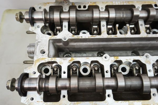 Hengerfej  8200157259 2,0 16V IDE Laguna 2 Renault 7701472664