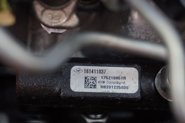 Befecskendező Szivattyú 167003669R 166006212R 1.5 DCI Renault Captur