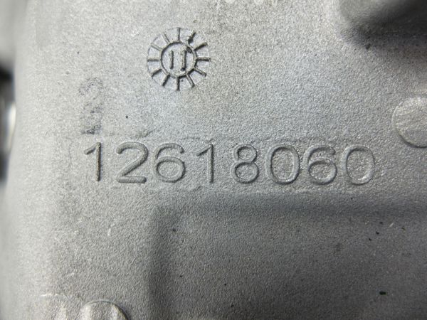 Szívó Kollektor  Insignia 2,0T 12618060 12647275 Opel
