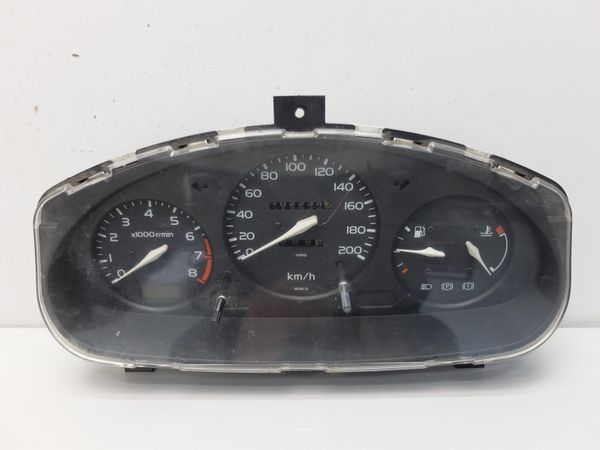 Számláló Fordulatszámmérő  Nissan Micra K11 81117740 88481624