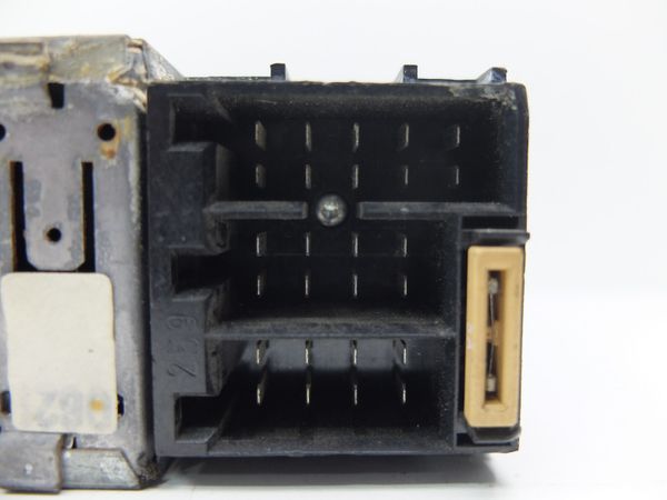 Kazettás Rádió  Peugeot 306 7642775392 PF3 Blaupunkt