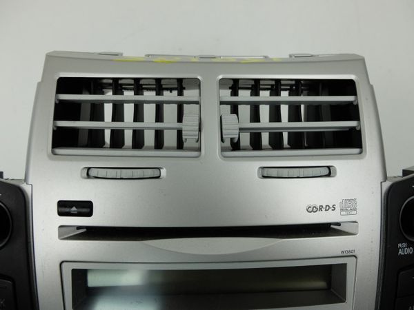 Cd Rádió  Toyota Yaris 86120-0D200 122000-7110B101