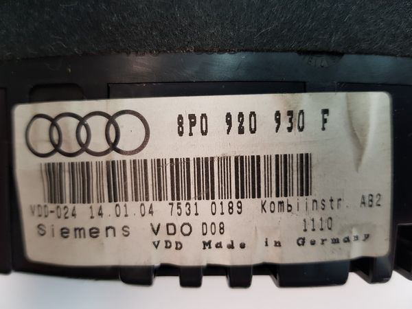 Számláló Fordulatszámmérő  Audi A3 8P 8P0920930F 8964